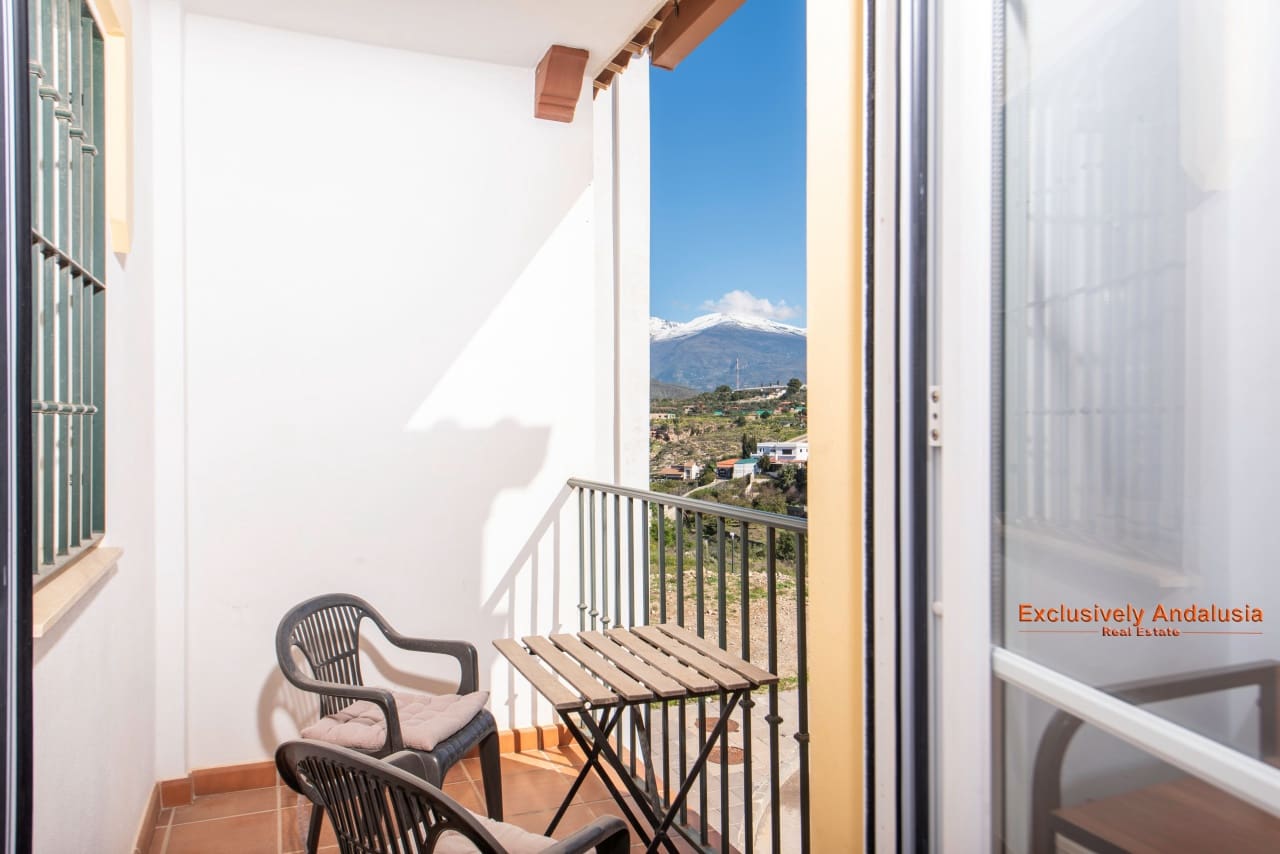 3 bedroom Townhouse for sale in Velez de Benaudalla with garage - € 229,000 (Ref: 9815076)
