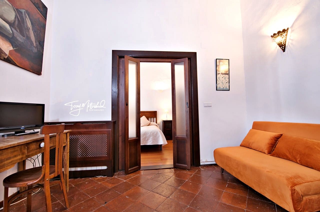 9 bedroom Guesthouse/B & B for sale in Alhama de Granada - € 499,999 (Ref: 9815077)