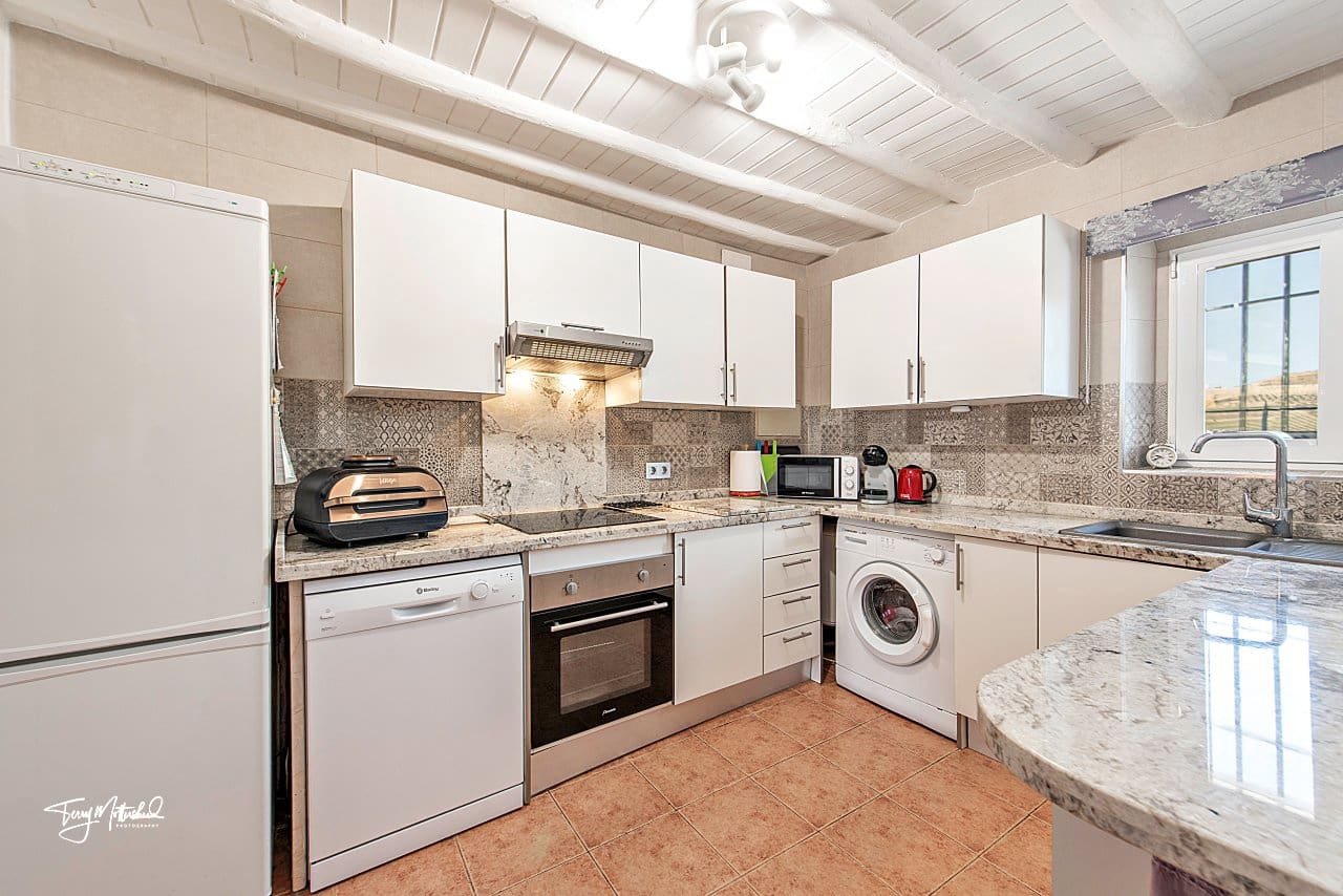 3 sovrum Finca/Hus på landet till salu i Arenas del Rey med garage - 149 950 € (Ref: 9816088)