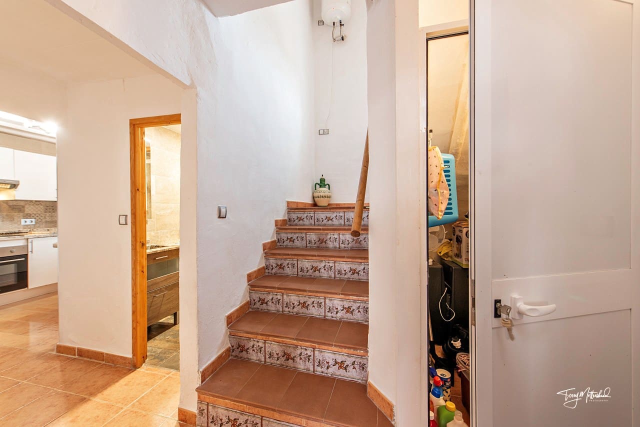 3 sovrum Finca/Hus på landet till salu i Arenas del Rey med garage - 149 950 € (Ref: 9816088)