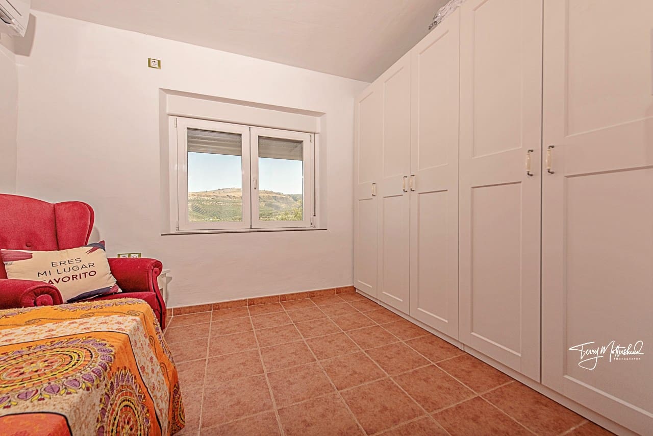 3 sovrum Finca/Hus på landet till salu i Arenas del Rey med garage - 149 950 € (Ref: 9816088)