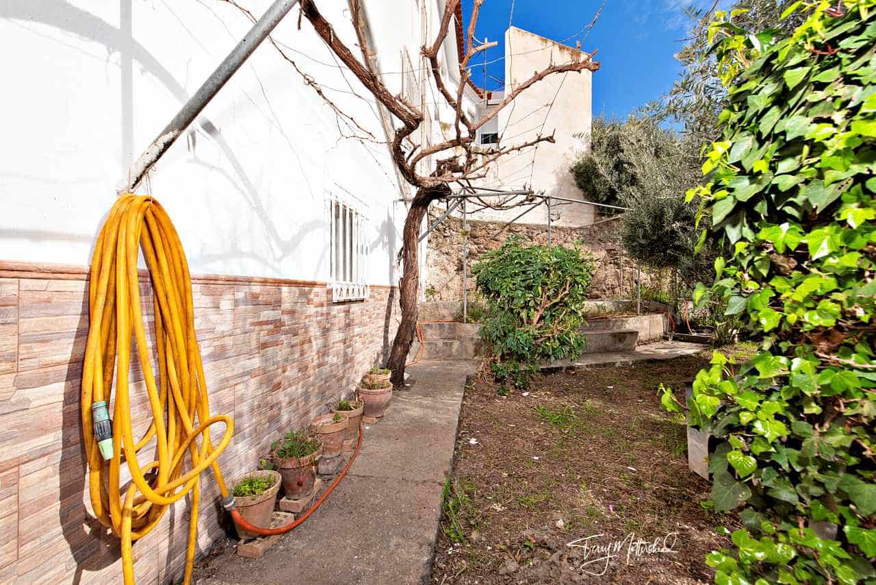 5 sypialnia Dom szeregowy na sprzedaż w Velez de Benaudalla z garażem - 299 950 € (Ref: 9816105)