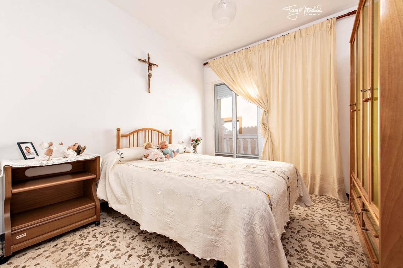 5 sypialnia Dom szeregowy na sprzedaż w Velez de Benaudalla z garażem - 299 950 € (Ref: 9816105)