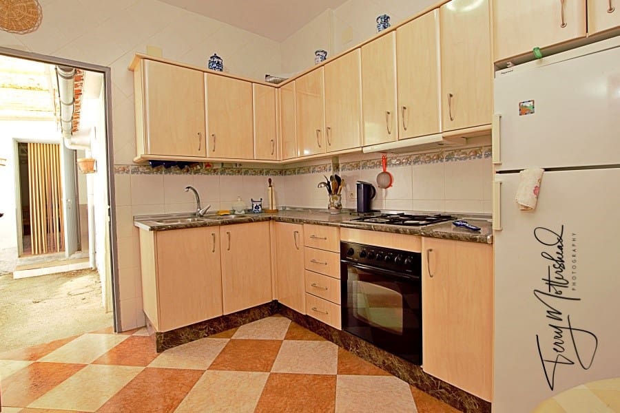 3 sovrum Finca/Hus på landet till salu i Arenas del Rey med garage - 128 000 € (Ref: 9816106)