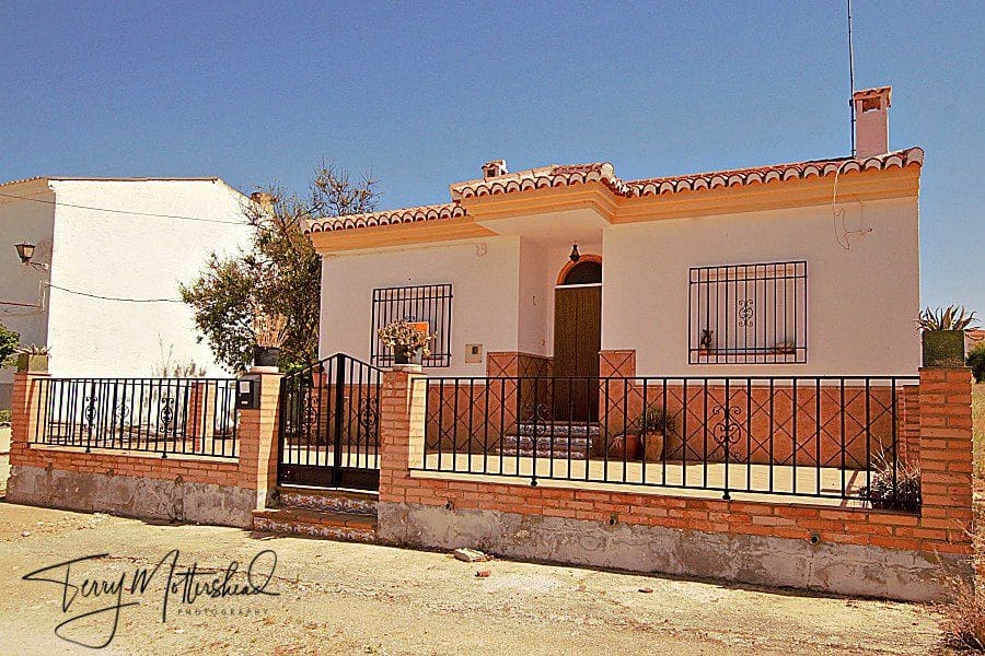 3 sovrum Finca/Hus på landet till salu i Arenas del Rey med garage - 128 000 € (Ref: 9816106)