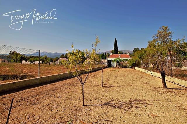 3 sovrum Finca/Hus på landet till salu i Arenas del Rey med garage - 128 000 € (Ref: 9816106)