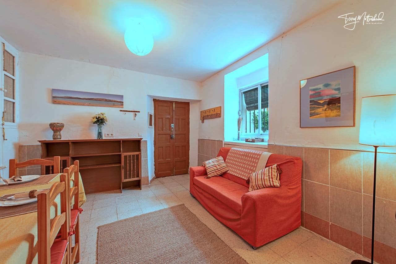 3 slaapkamer Huis te koop in Arenas del Rey - € 69.950 (Ref: 9816227)