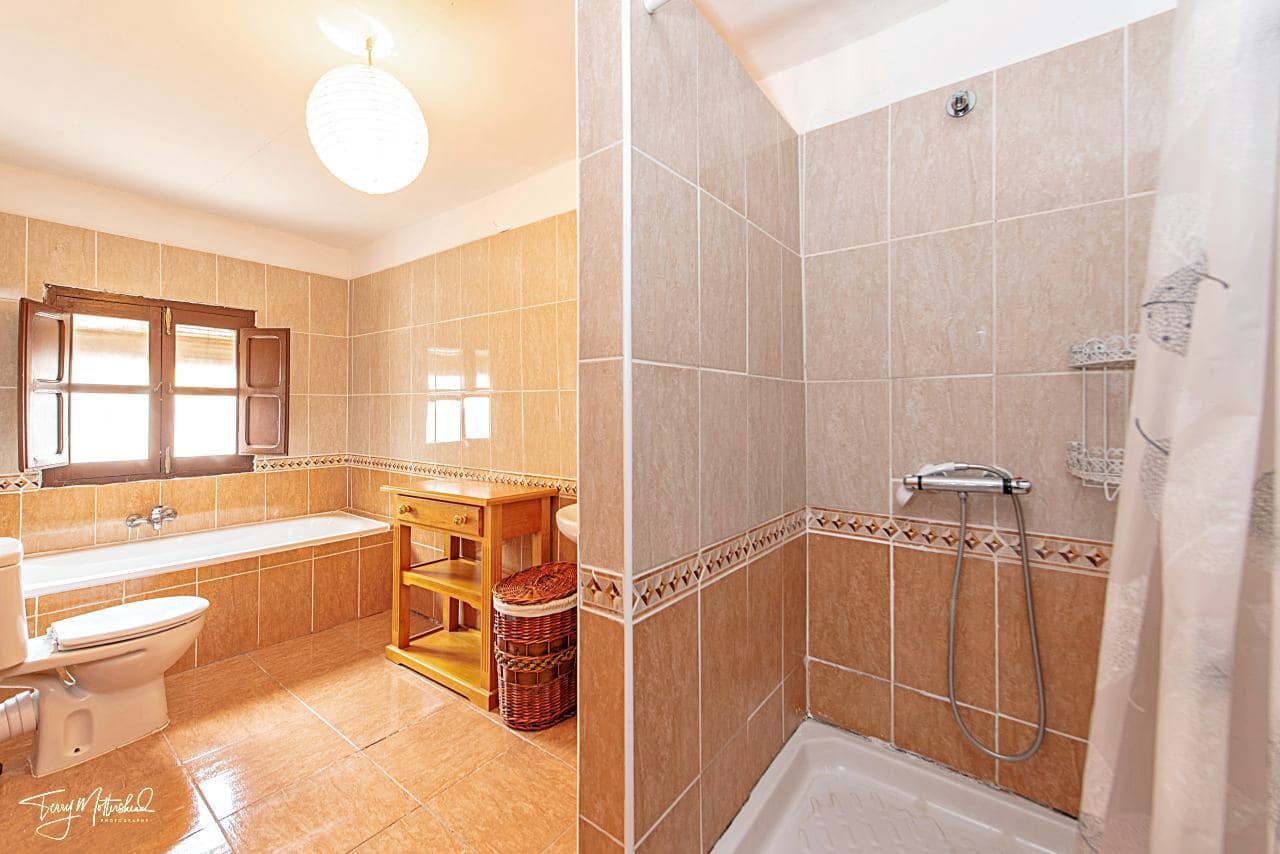 3 slaapkamer Huis te koop in Arenas del Rey - € 69.950 (Ref: 9816227)