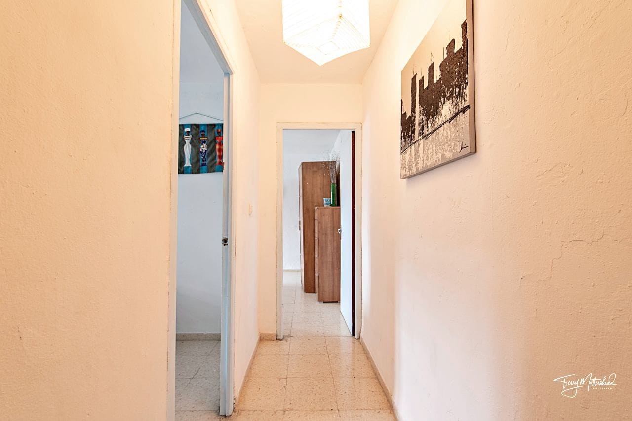 3 slaapkamer Huis te koop in Arenas del Rey - € 69.950 (Ref: 9816227)