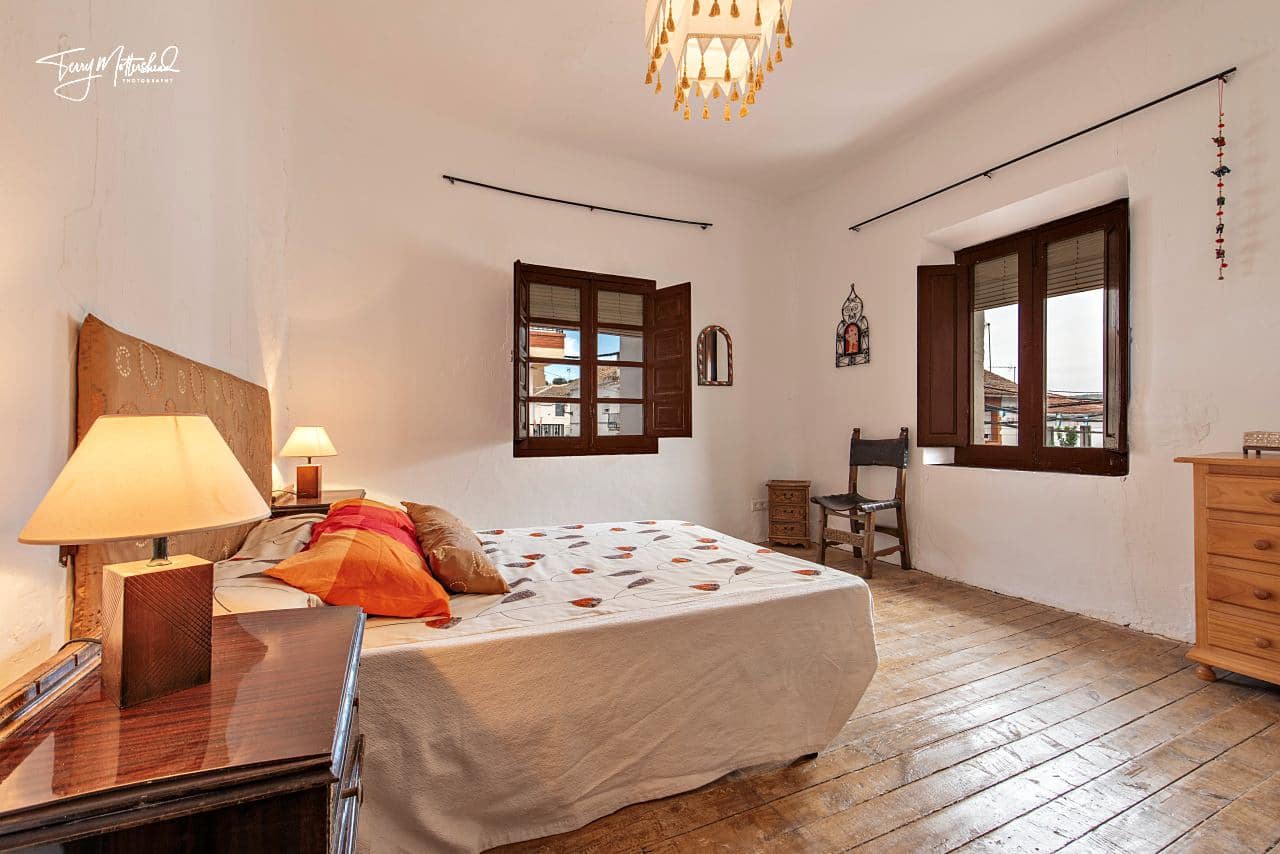3 slaapkamer Huis te koop in Arenas del Rey - € 69.950 (Ref: 9816227)
