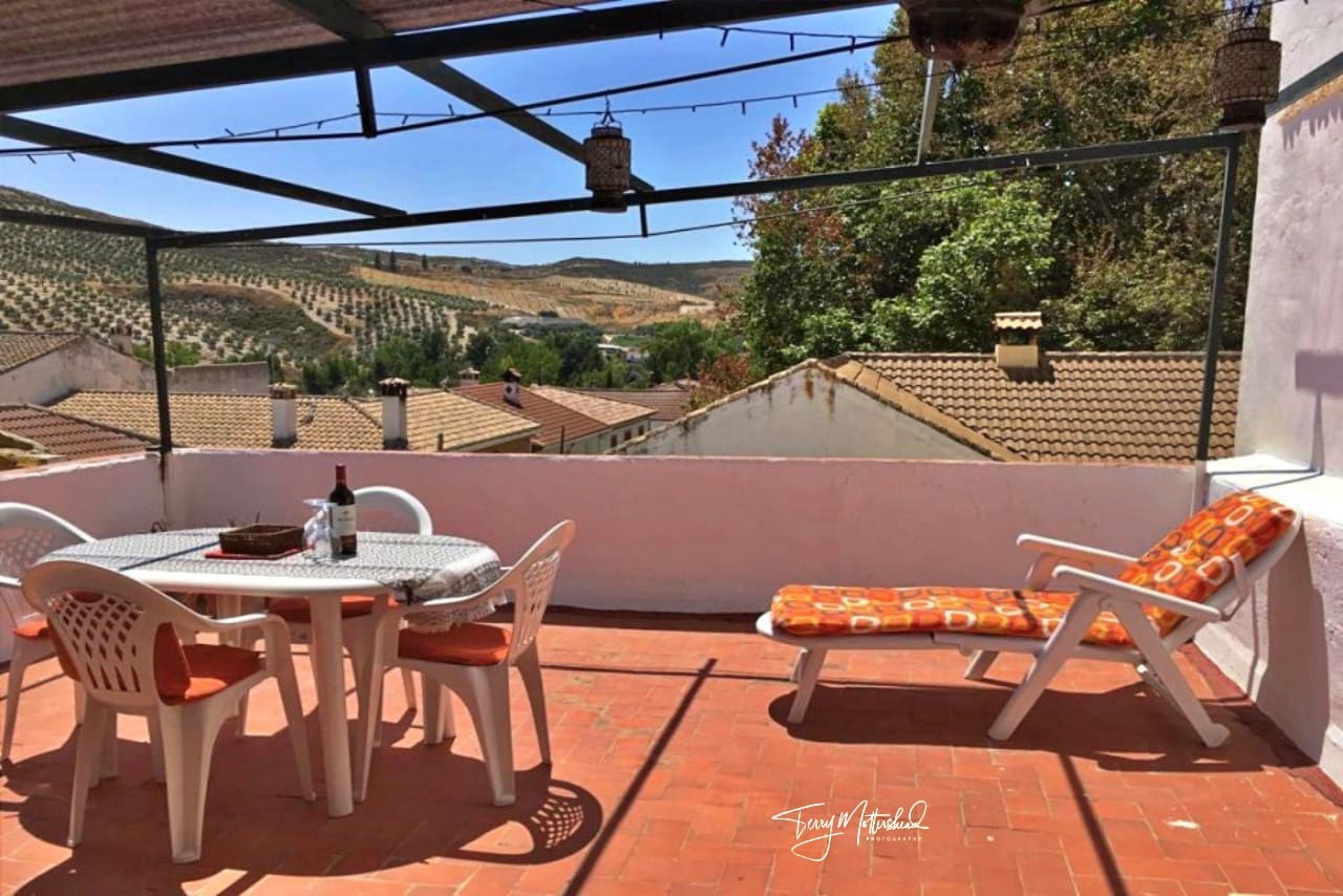 3 slaapkamer Huis te koop in Arenas del Rey - € 69.950 (Ref: 9816227)