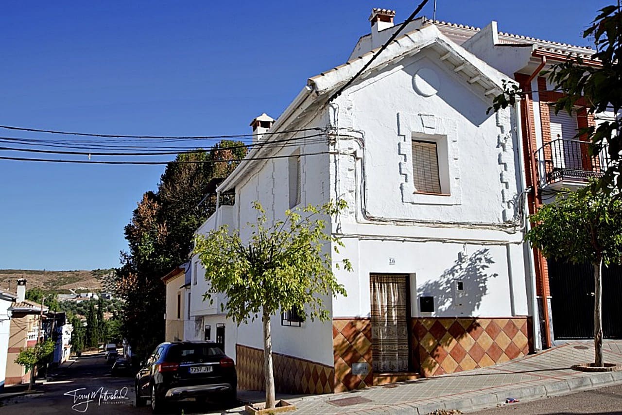 3 slaapkamer Huis te koop in Arenas del Rey - € 69.950 (Ref: 9816227)