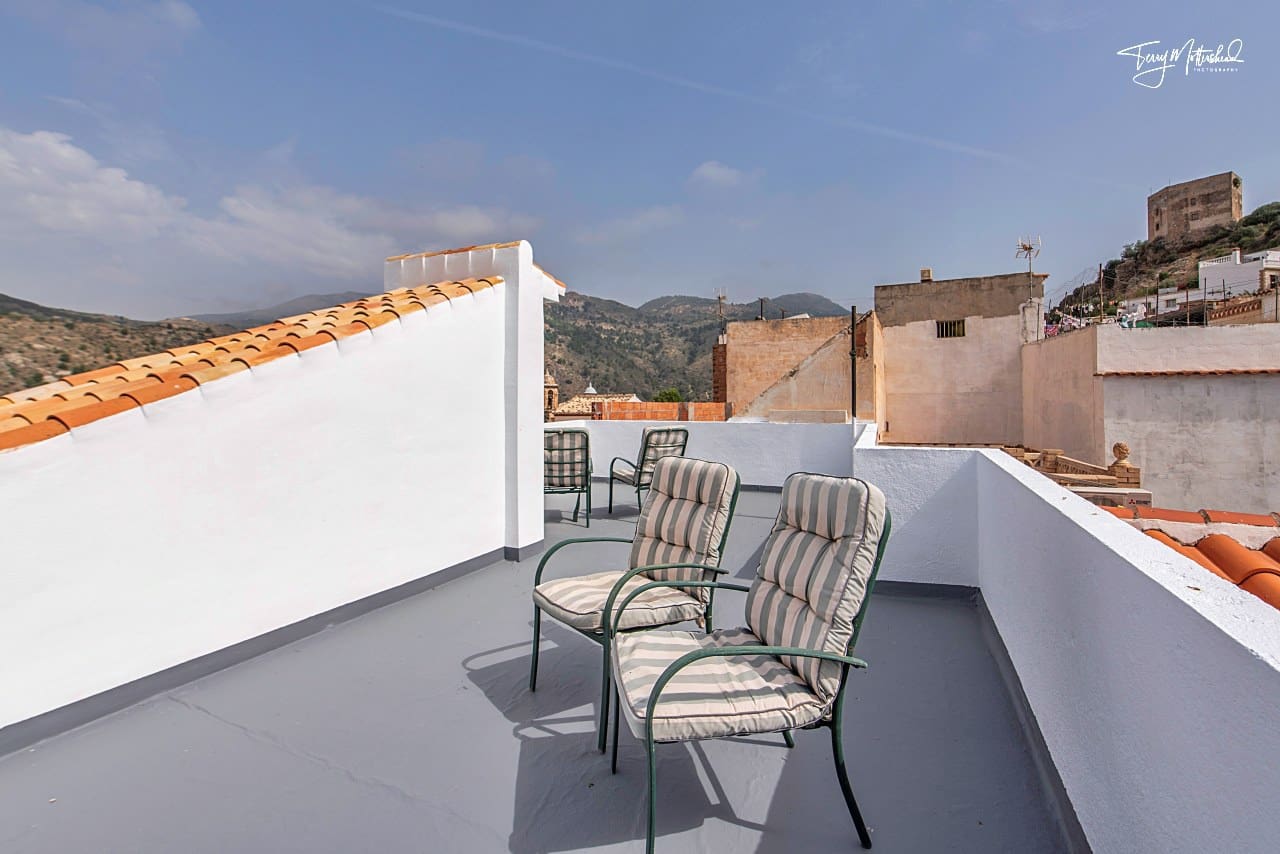 2 slaapkamer Huis te koop in Velez de Benaudalla - € 89.500 (Ref: 9816228)