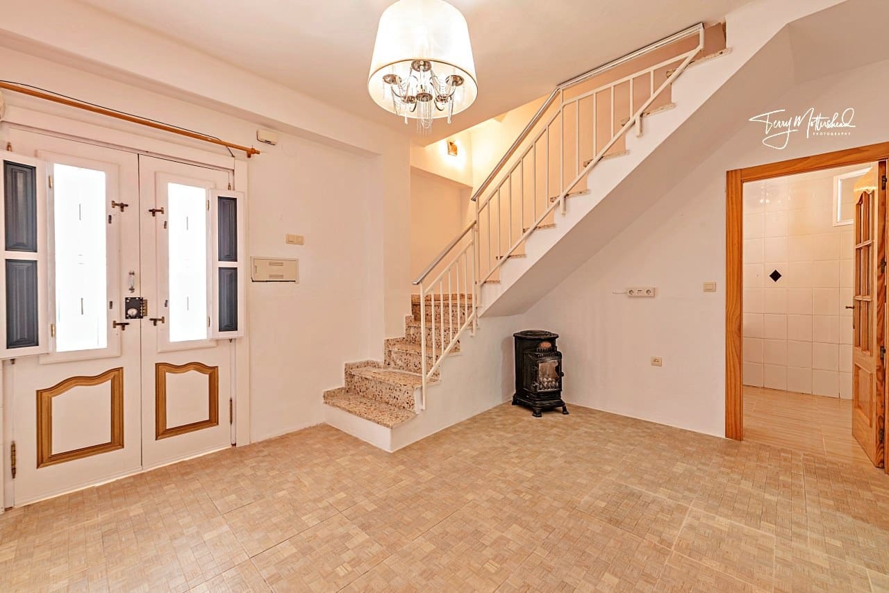 2 slaapkamer Huis te koop in Velez de Benaudalla - € 89.500 (Ref: 9816228)