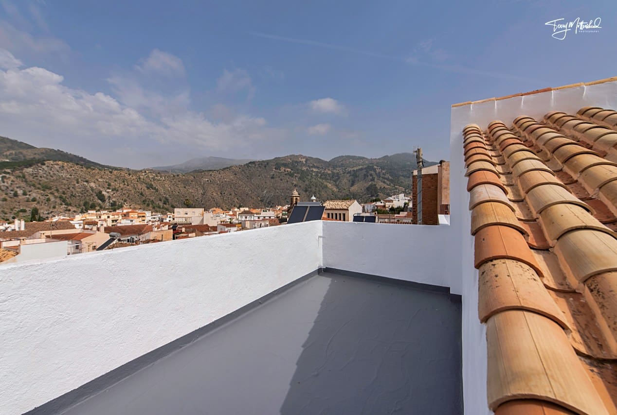 2 slaapkamer Huis te koop in Velez de Benaudalla - € 89.500 (Ref: 9816228)
