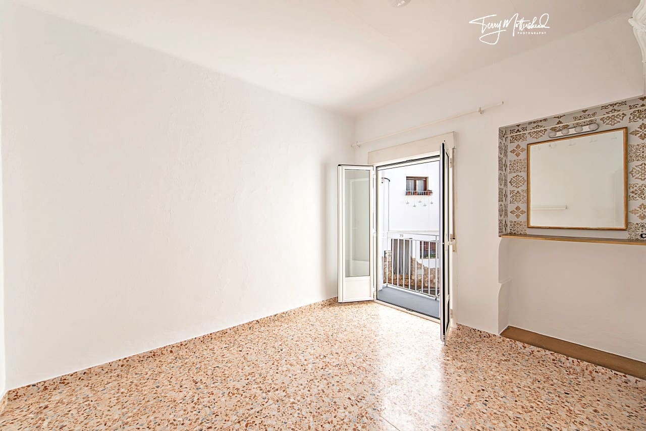 2 slaapkamer Huis te koop in Velez de Benaudalla - € 89.500 (Ref: 9816228)