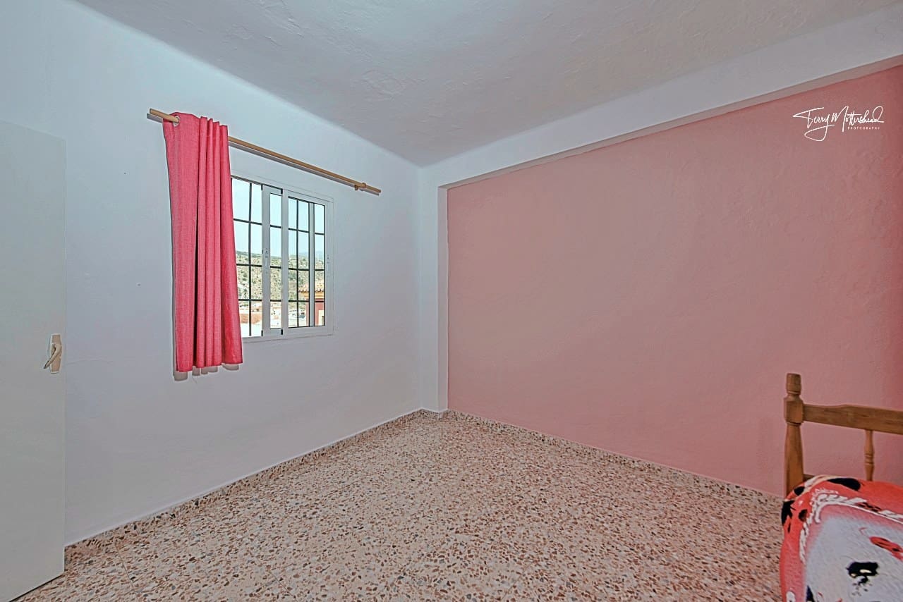 2 slaapkamer Huis te koop in Velez de Benaudalla - € 89.500 (Ref: 9816228)