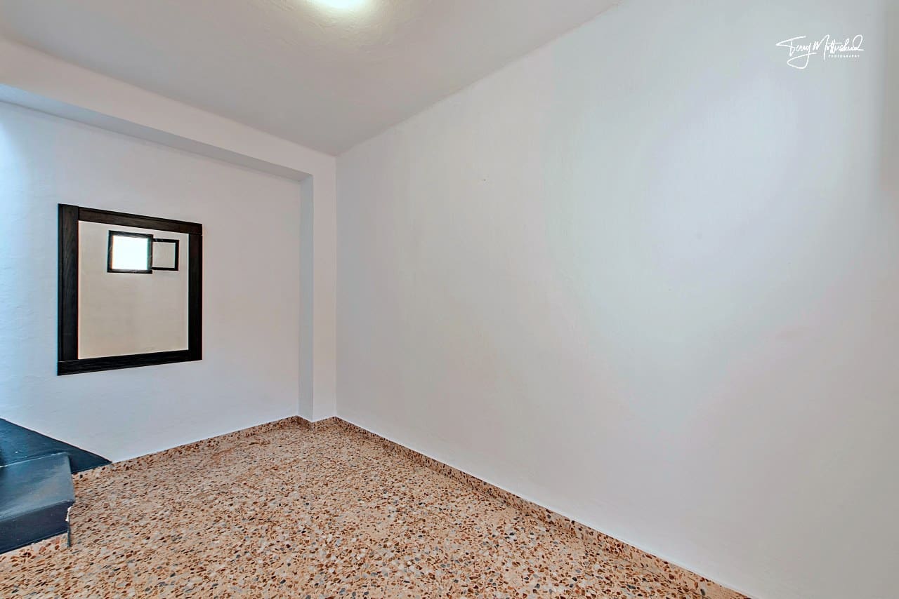 2 slaapkamer Huis te koop in Velez de Benaudalla - € 89.500 (Ref: 9816228)