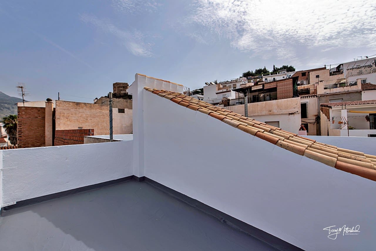 2 slaapkamer Huis te koop in Velez de Benaudalla - € 89.500 (Ref: 9816228)