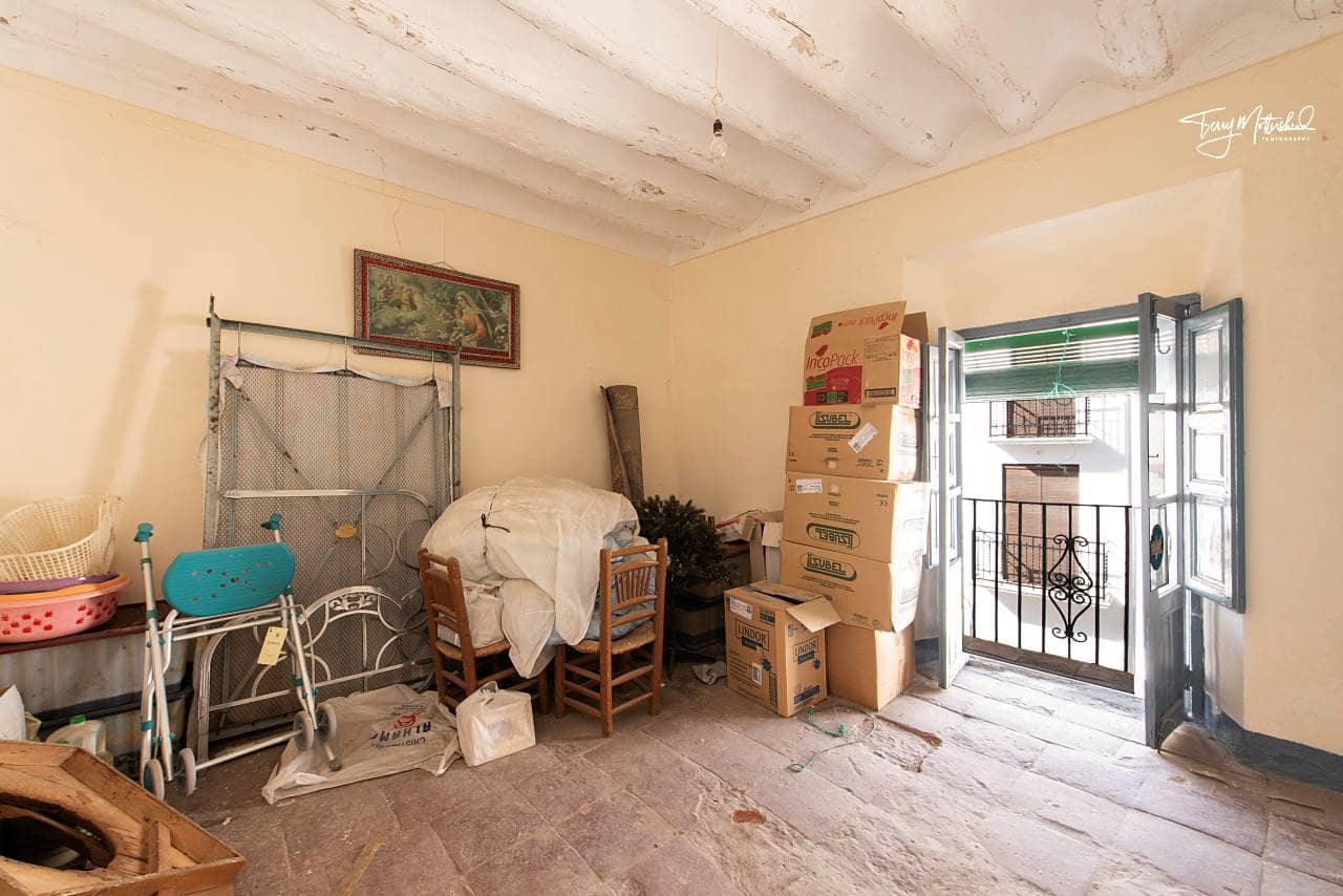 4 slaapkamer Huis te koop in Alhama de Granada - € 79.950 (Ref: 9816258)