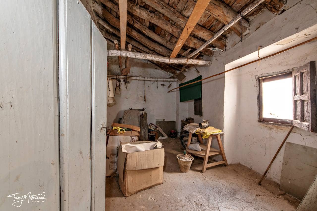 4 slaapkamer Huis te koop in Alhama de Granada - € 79.950 (Ref: 9816258)
