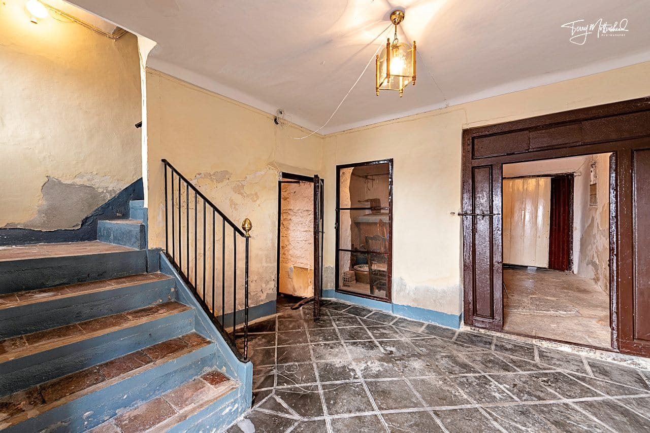 4 slaapkamer Huis te koop in Alhama de Granada - € 79.950 (Ref: 9816258)