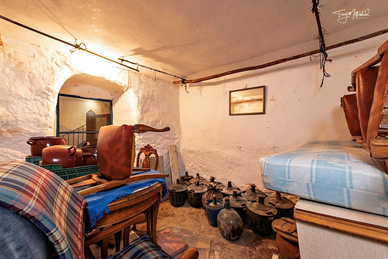 4 slaapkamer Huis te koop in Alhama de Granada - € 79.950 (Ref: 9816258)