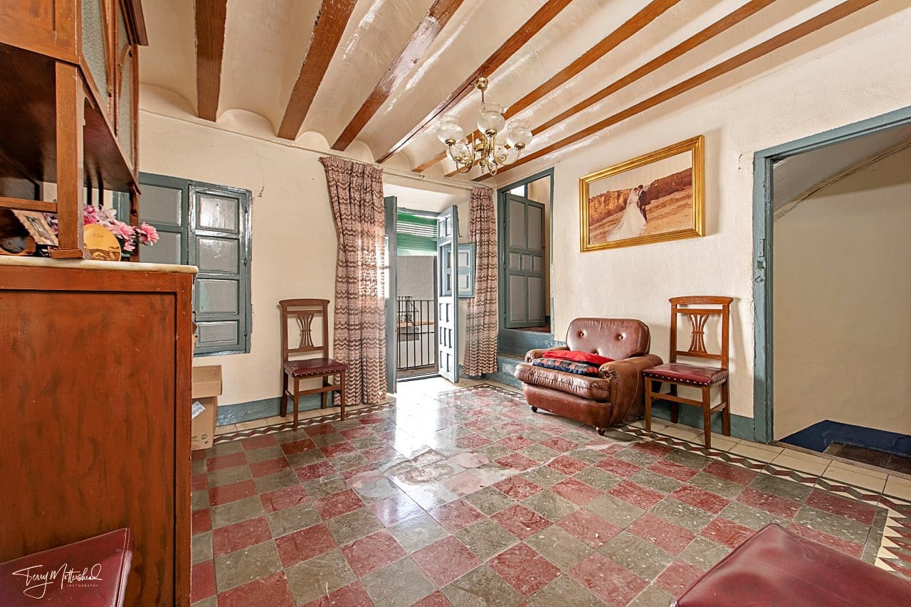 4 slaapkamer Huis te koop in Alhama de Granada - € 79.950 (Ref: 9816258)