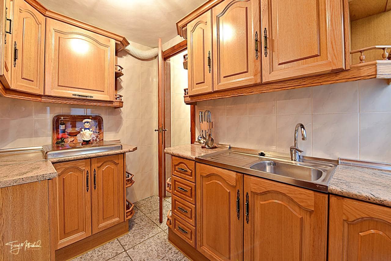 4 slaapkamer Huis te koop in Alhama de Granada met garage - € 89.950 (Ref: 9816303)