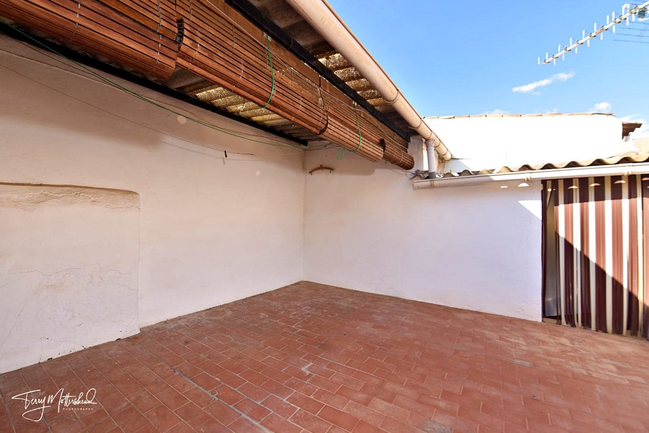 4 slaapkamer Huis te koop in Alhama de Granada met garage - € 89.950 (Ref: 9816303)