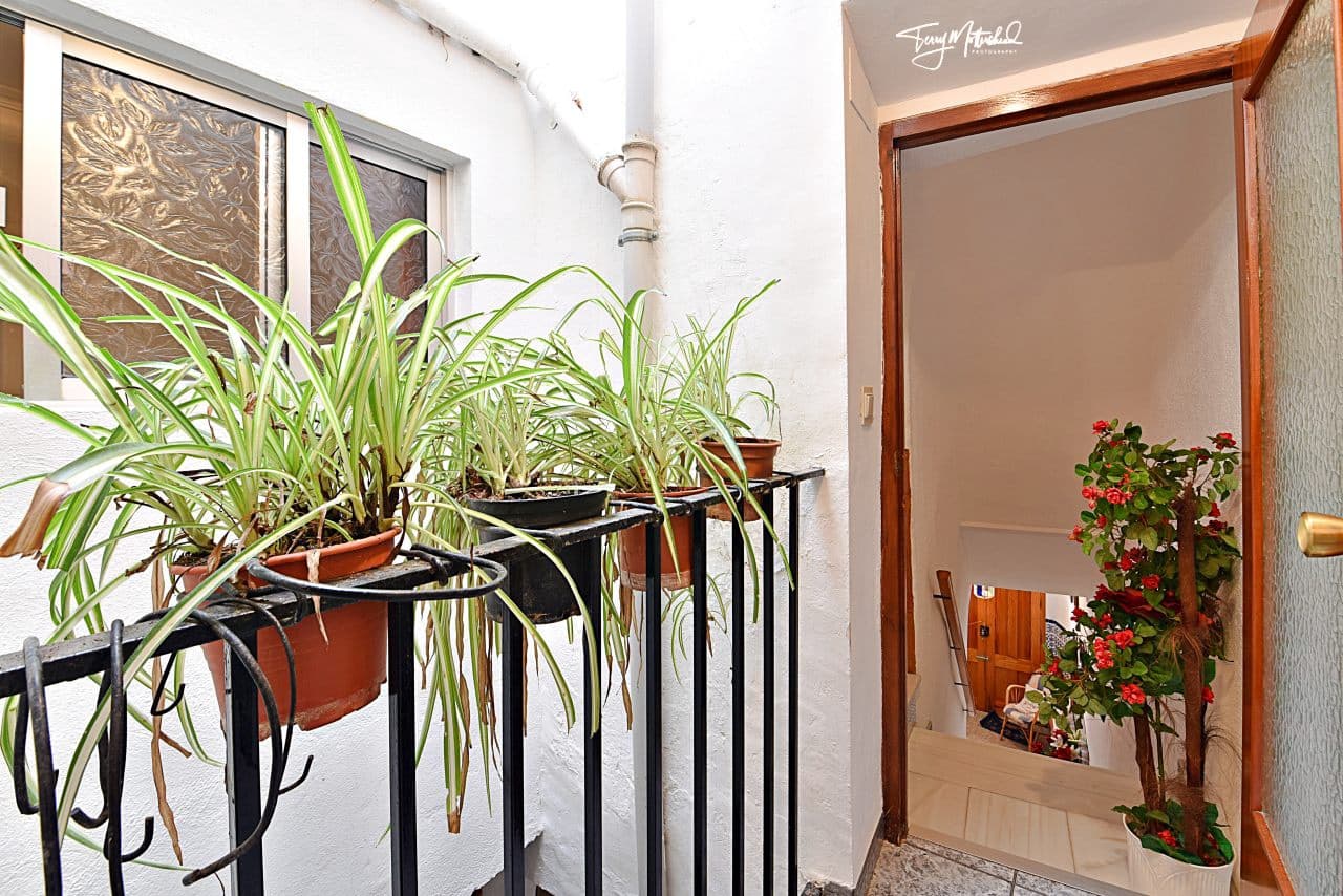 4 slaapkamer Huis te koop in Alhama de Granada met garage - € 89.950 (Ref: 9816303)
