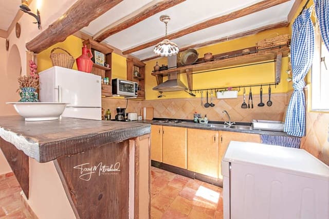 5 sovrum Finca/Hus på landet till salu i Riofrío, Loja med pool garage - 299 000 € (Ref: 9836704)