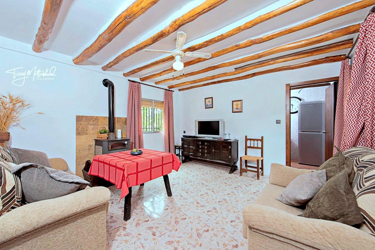 5 sovrum Finca/Hus på landet till salu i Riofrio med pool garage - 299 000 € (Ref: 9836704)