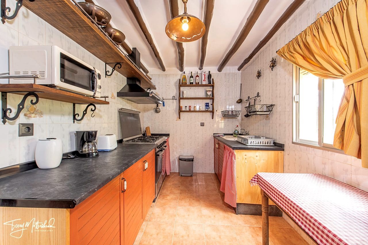 5 sovrum Finca/Hus på landet till salu i Riofrio med pool garage - 299 000 € (Ref: 9836704)