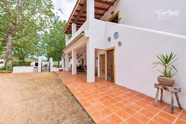 5 sovrum Finca/Hus på landet till salu i Riofrío, Loja med pool garage - 299 000 € (Ref: 9836704)