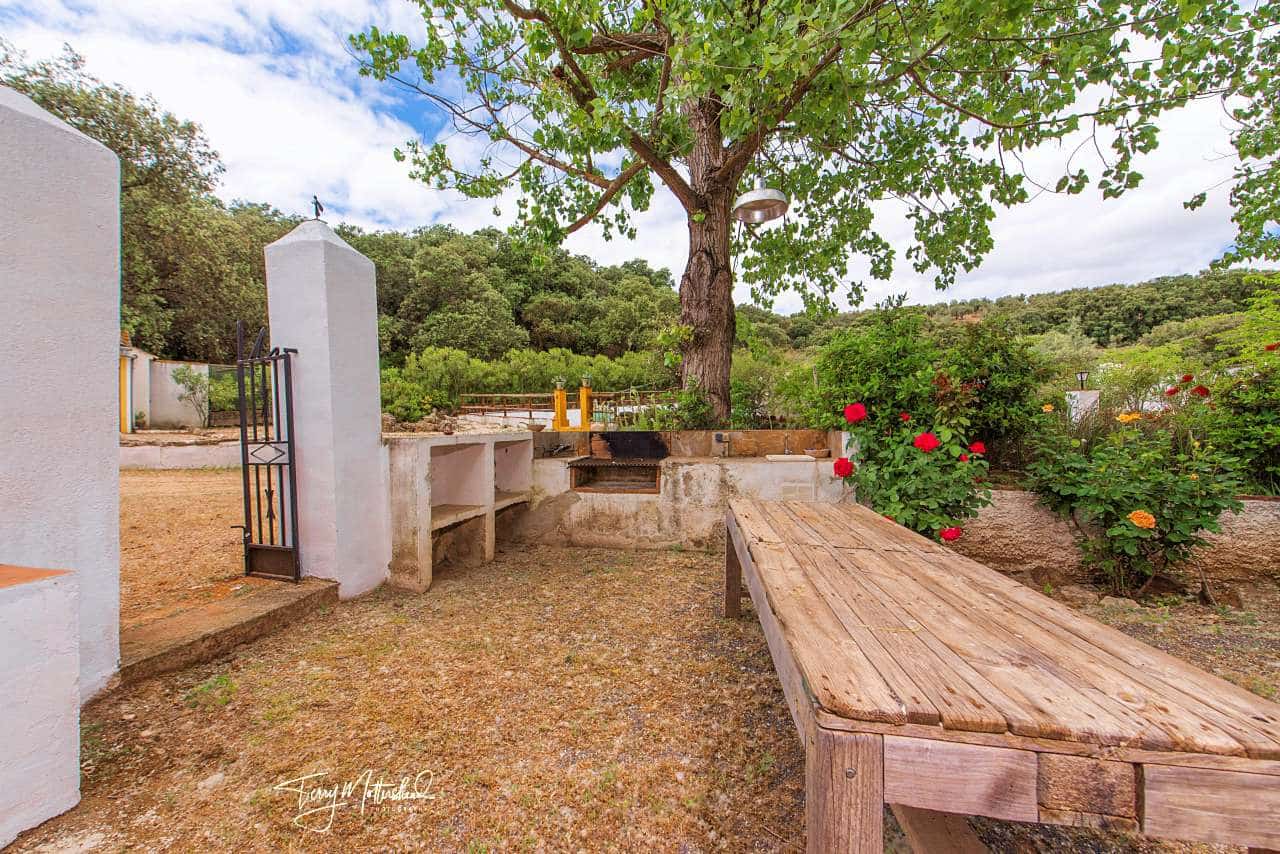 5 sovrum Finca/Hus på landet till salu i Riofrio med pool garage - 299 000 € (Ref: 9836704)