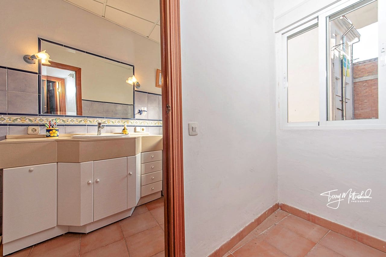 3 soveværelse Byhus til salg i Alhama de Granada - € 145.000 (Ref: 9936751)