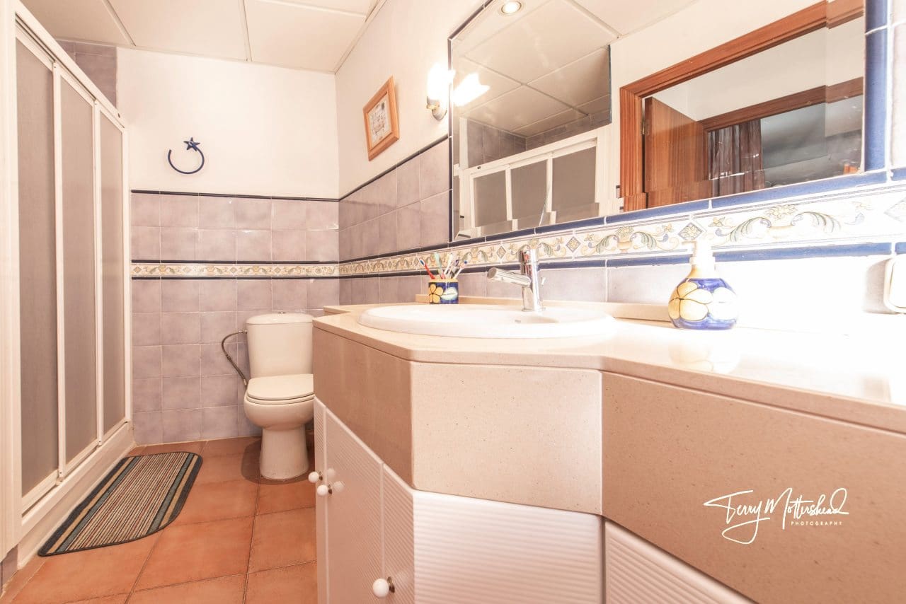 3 soveværelse Byhus til salg i Alhama de Granada - € 145.000 (Ref: 9936751)