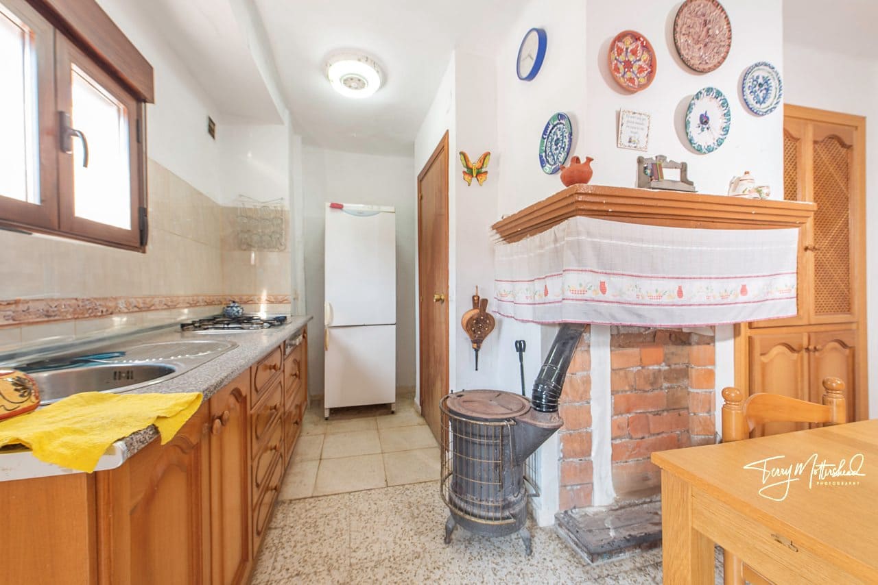 3 soveværelse Byhus til salg i Alhama de Granada - € 145.000 (Ref: 9936751)
