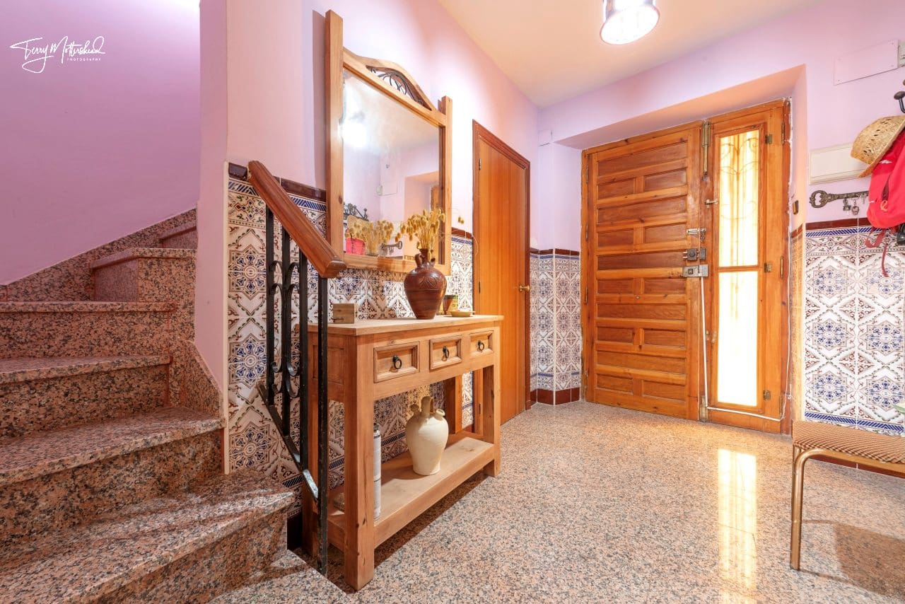 3 soveværelse Byhus til salg i Alhama de Granada - € 145.000 (Ref: 9936751)
