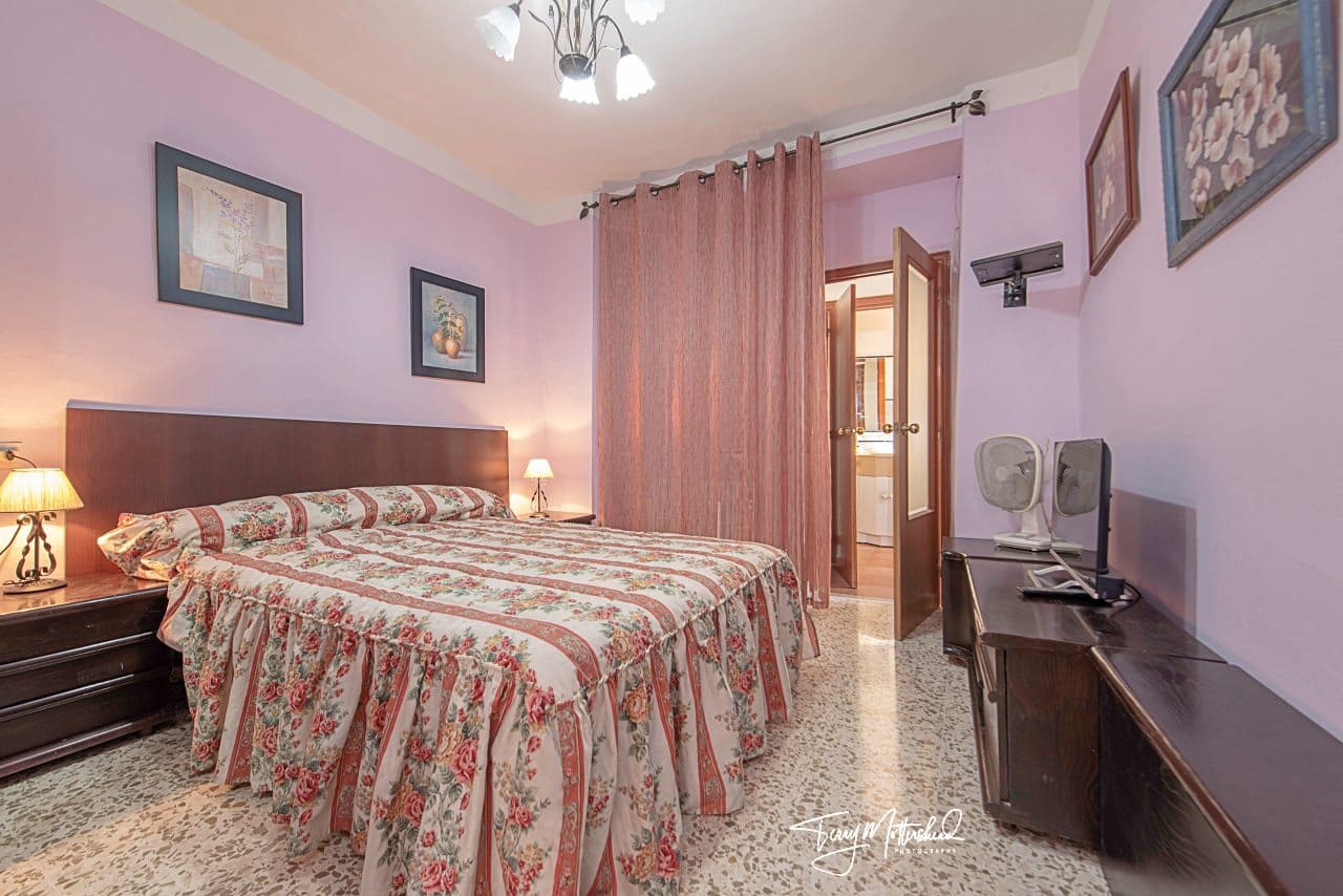 3 soveværelse Byhus til salg i Alhama de Granada - € 145.000 (Ref: 9936751)