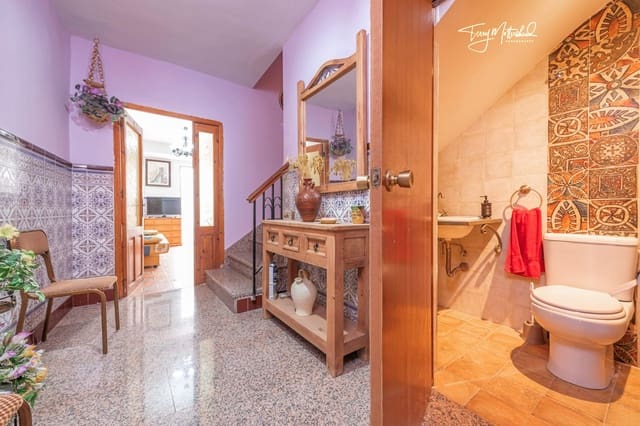 3 soveværelse Byhus til salg i Alhama de Granada - € 145.000 (Ref: 9936751)