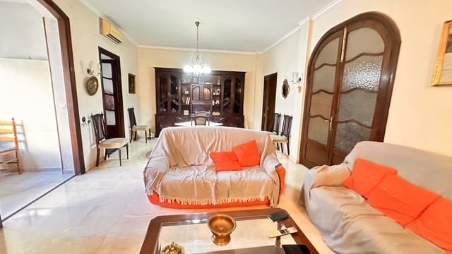 Casa de 7 habitaciones en Centro Urbano, Dénia en venta con garaje - 945.000 € (Ref: 10009992)