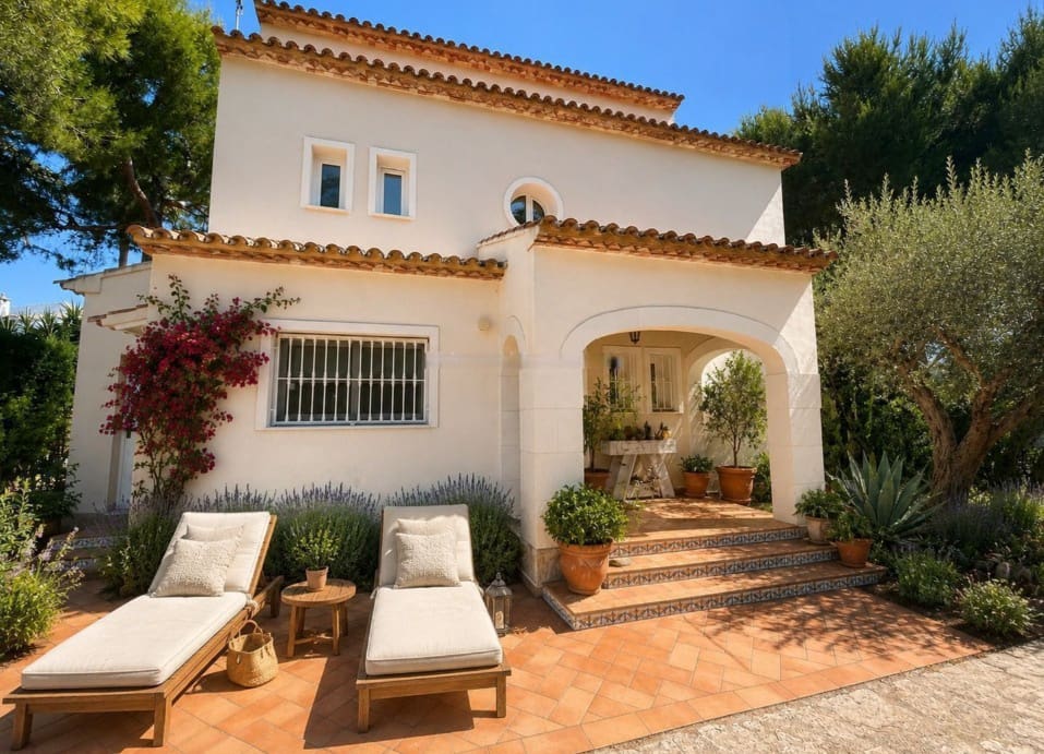 3 soverom Villa til salgs i Denia med svømmebasseng garasje - € 1 200 000 (Ref: 10009993)