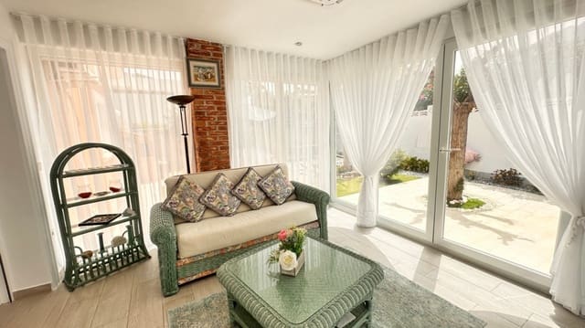 3 bedroom Villa for sale in El Montgó, Dénia with pool garage - € 742,000 (Ref: 10009994)