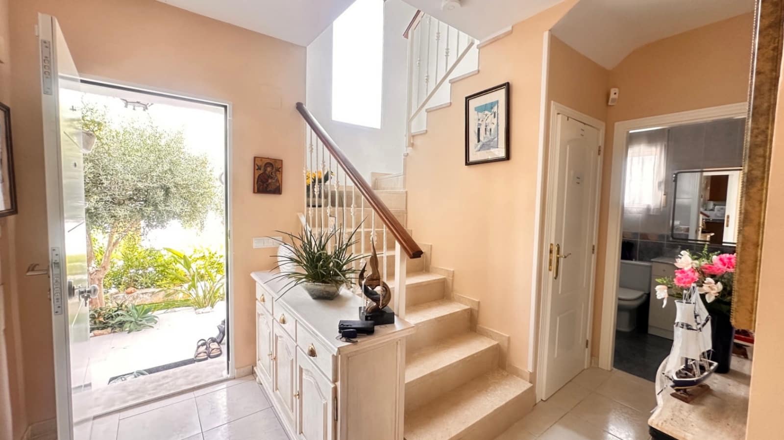 3 sypialnia Willa na sprzedaż w Denia z basenem garażem - 742 000 € (Ref: 10009994)