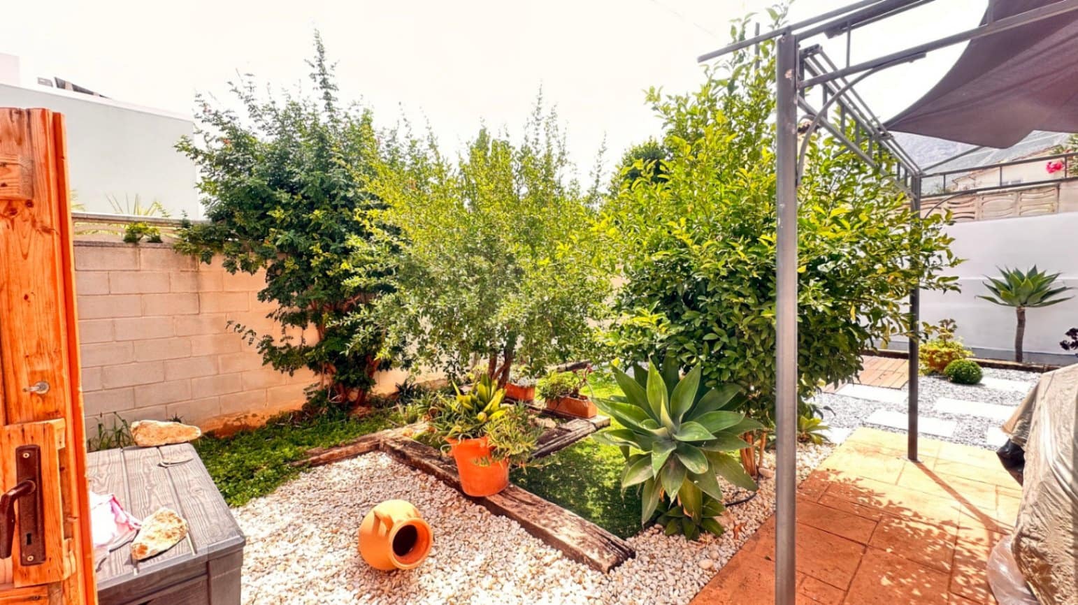 3 sypialnia Willa na sprzedaż w Denia z basenem garażem - 742 000 € (Ref: 10009994)