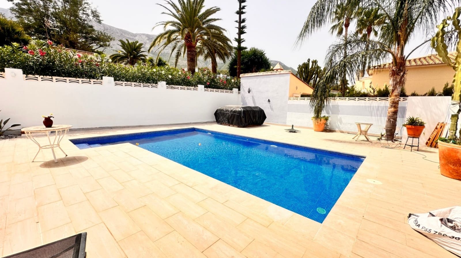 3 sypialnia Willa na sprzedaż w Denia z basenem garażem - 742 000 € (Ref: 10009994)