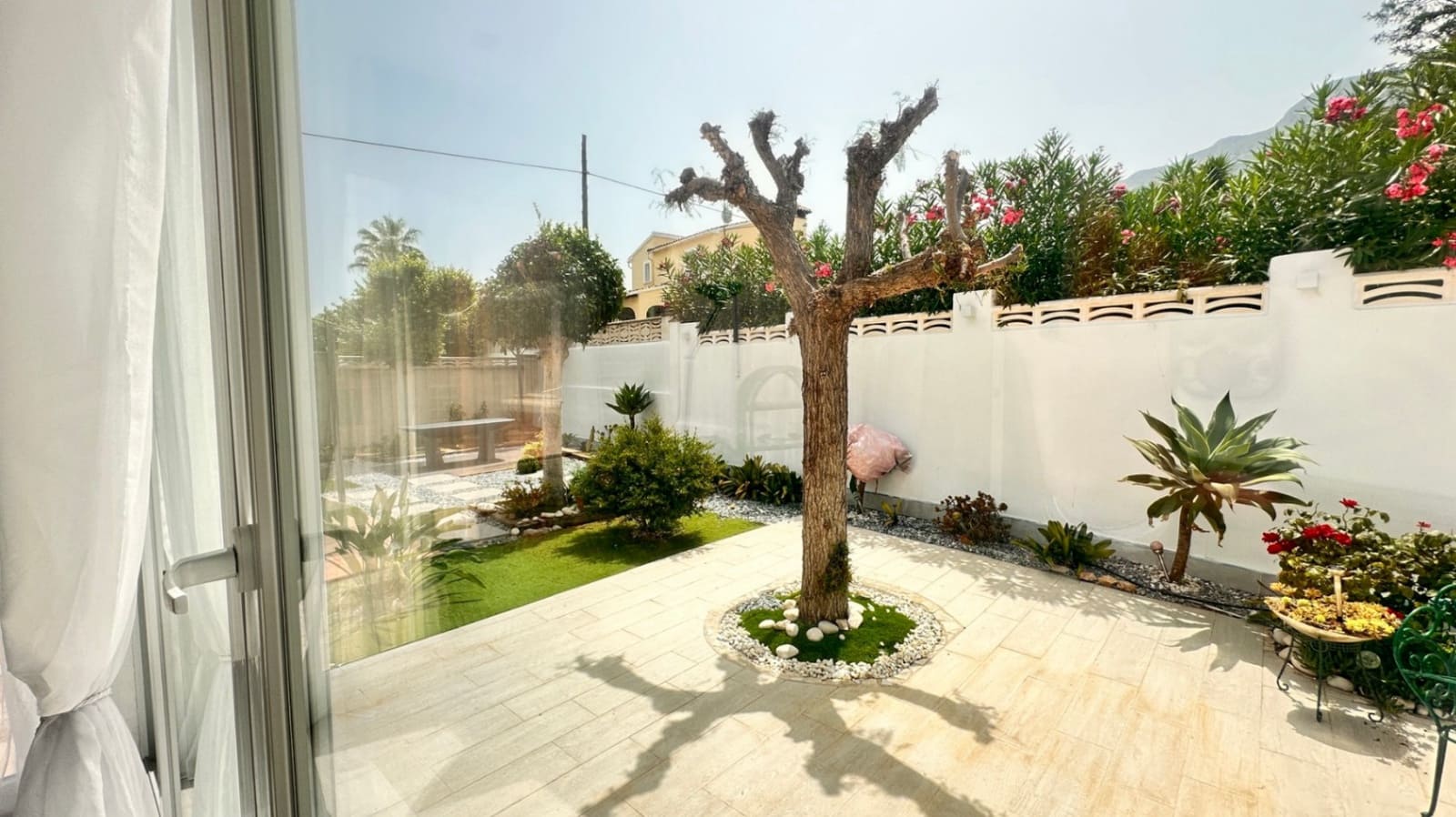 3 sypialnia Willa na sprzedaż w Denia z basenem garażem - 742 000 € (Ref: 10009994)