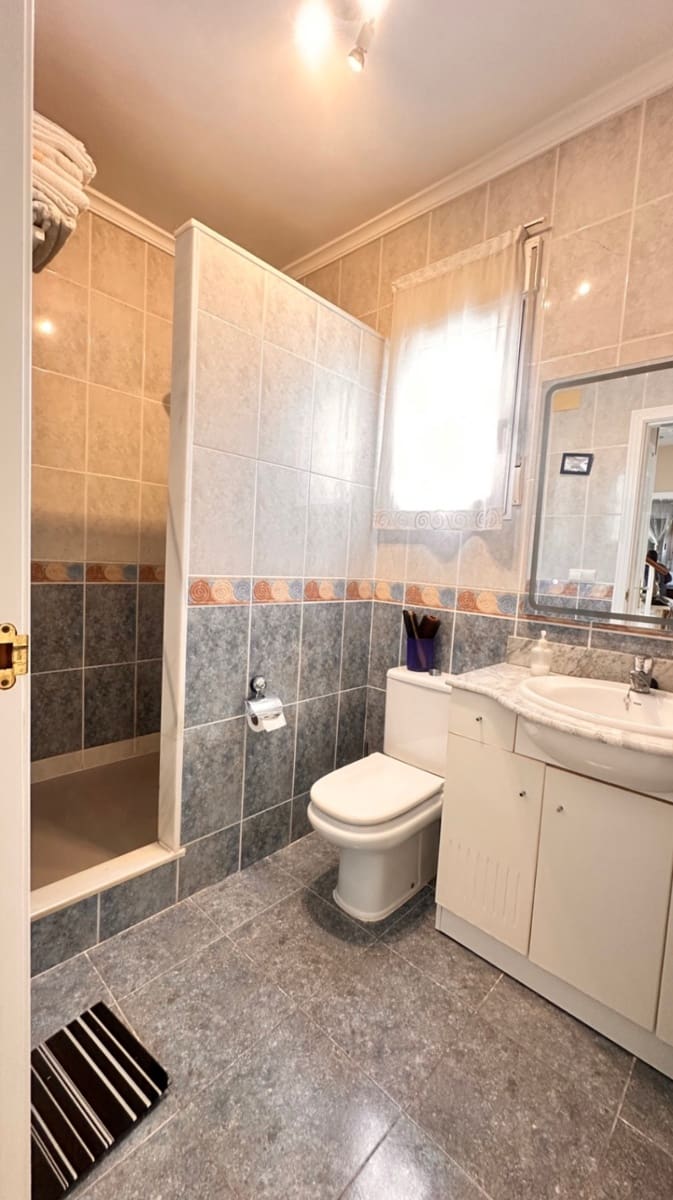 3 sypialnia Willa na sprzedaż w Denia z basenem garażem - 742 000 € (Ref: 10009994)